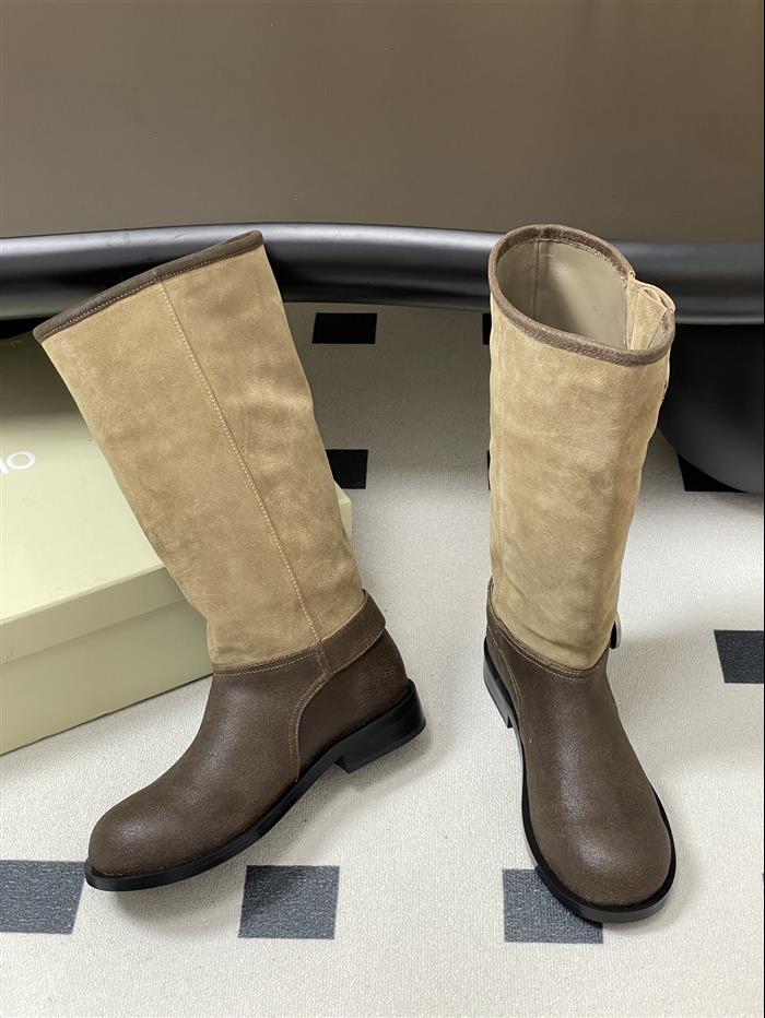 20251128175425100 390